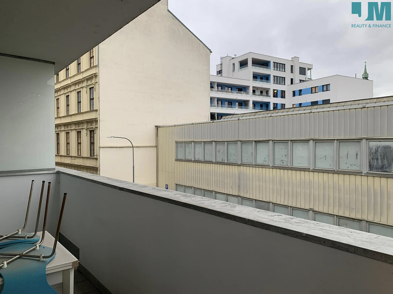 Pronájem bytu 1+kk 38 m² — photo 3