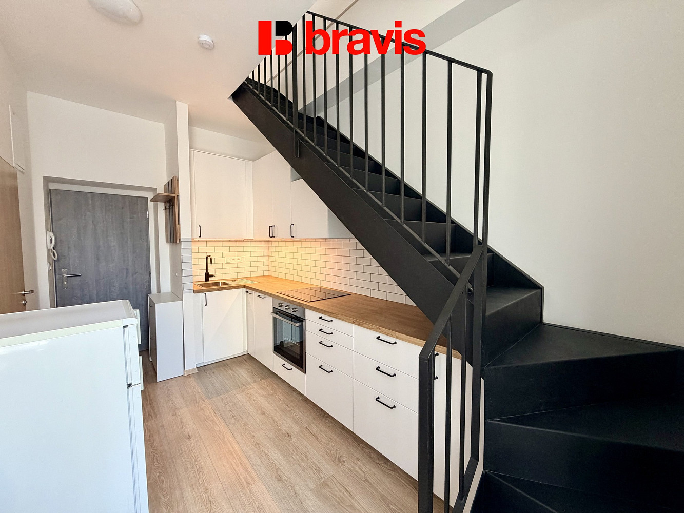 Pronájem bytu 2+kk 53 m² — photo 2