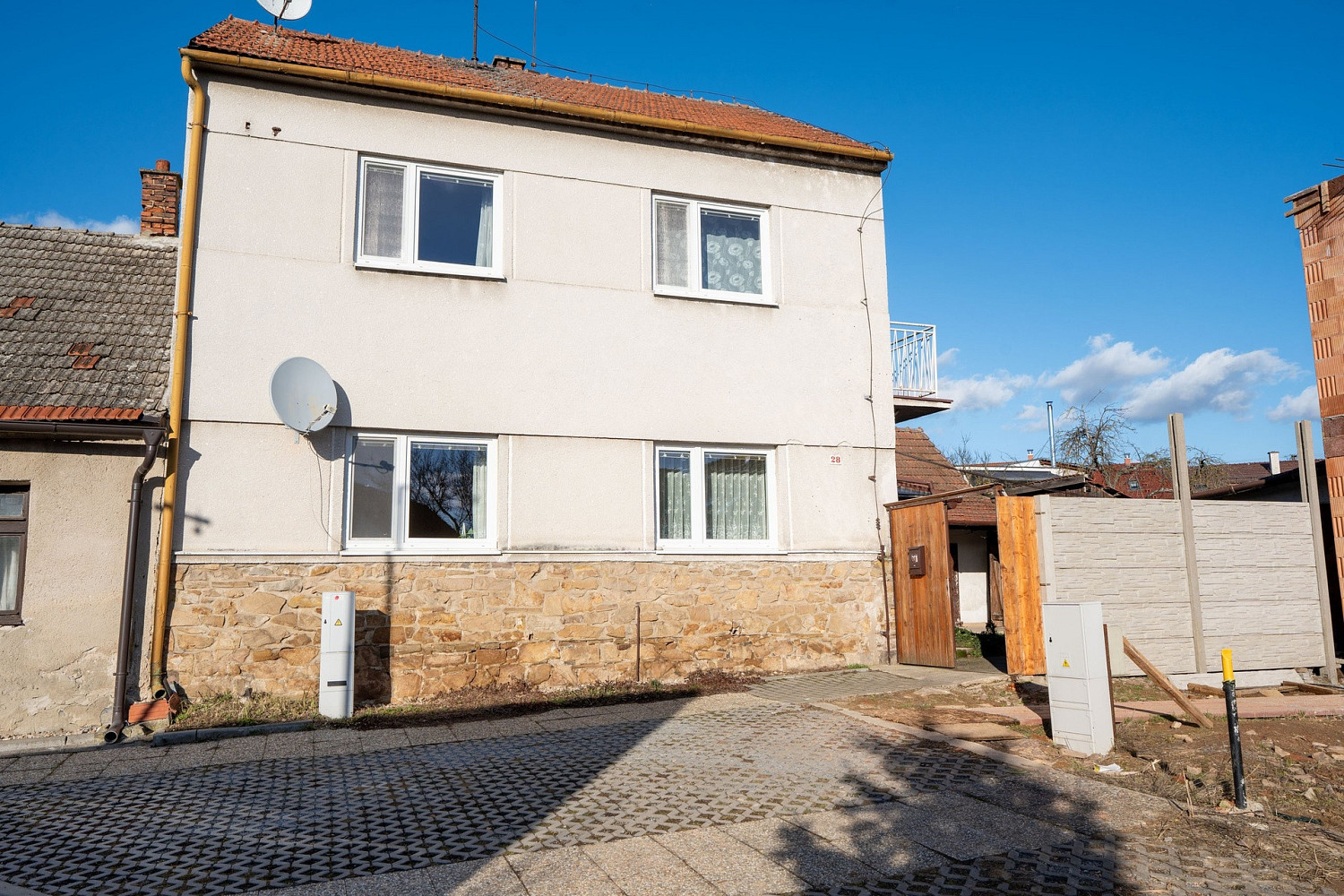Prodej domu 124 m² s pozemkem 437 m² — photo 2