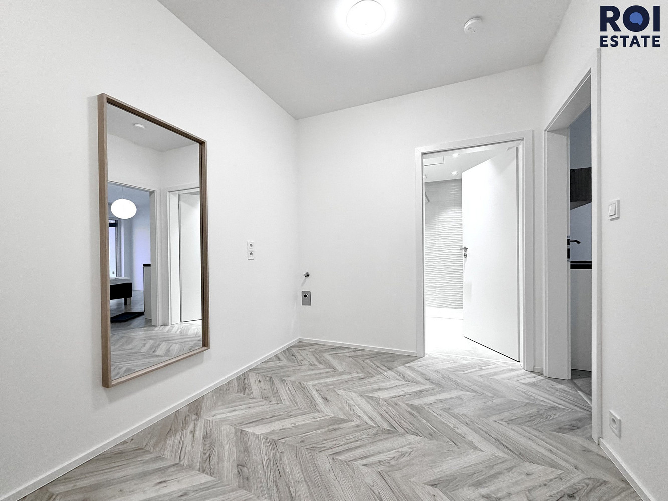 Pronájem bytu 1+kk 38 m² — photo 4