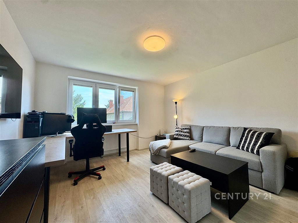 Pronájem bytu 2+1 57 m² — photo 3