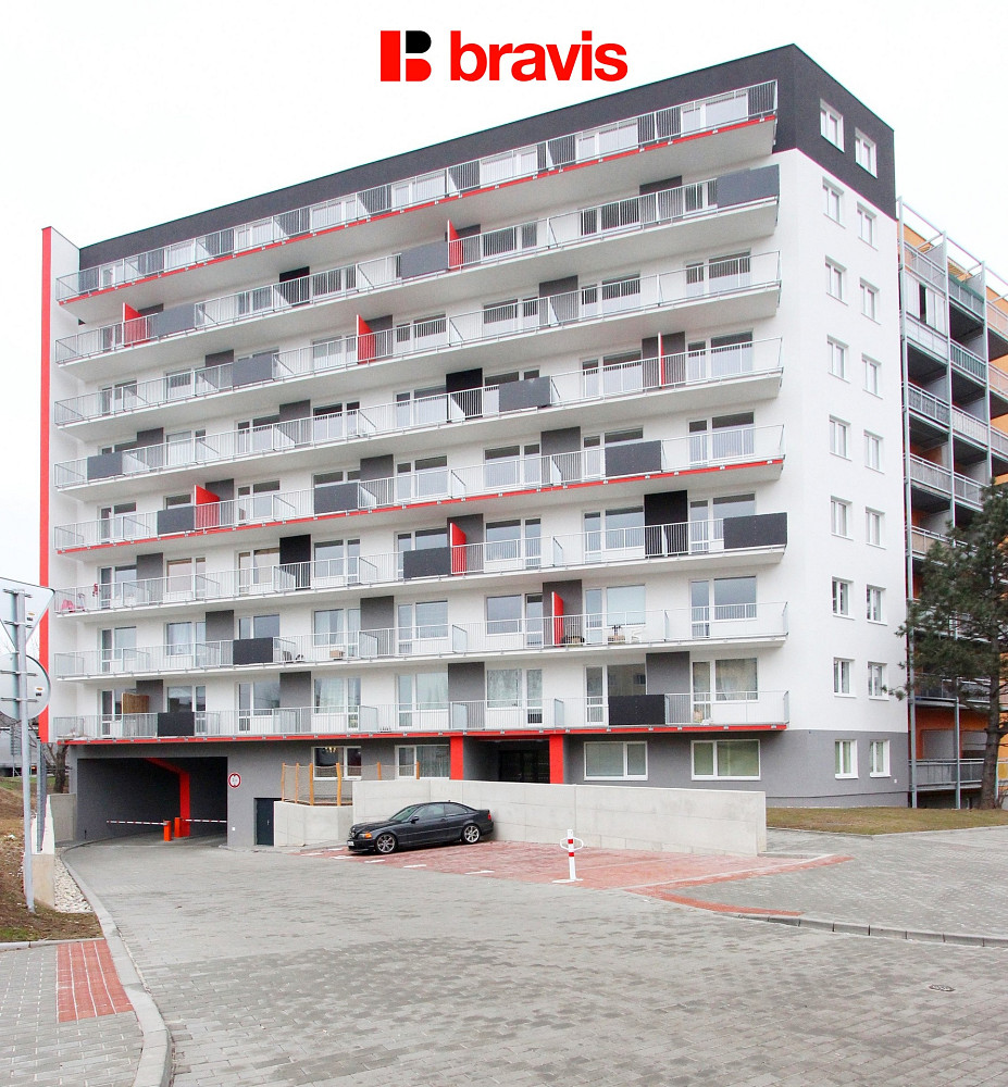 Pronájem vyhrazeného parkovacího stání č.44 ve vnitrobloku, ulice božetěchova, brno- královo pole — photo 4
