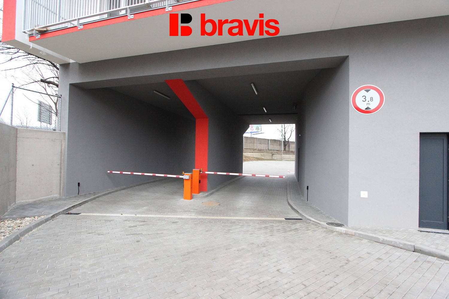 Pronájem vyhrazeného parkovacího stání č.44 ve vnitrobloku, ulice božetěchova, brno- královo pole — photo 5