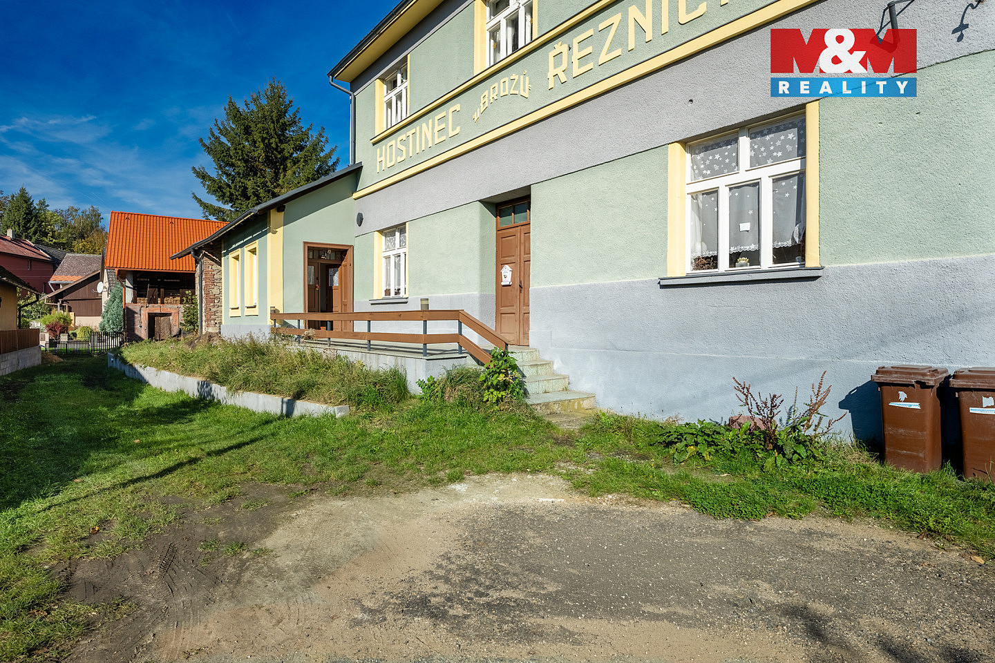Prodej domu 211 m² s pozemkem 884 m² — photo 2