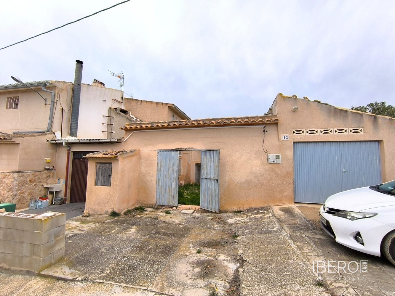 Prodej domu 299 m² s pozemkem 1 063 m² — photo 2