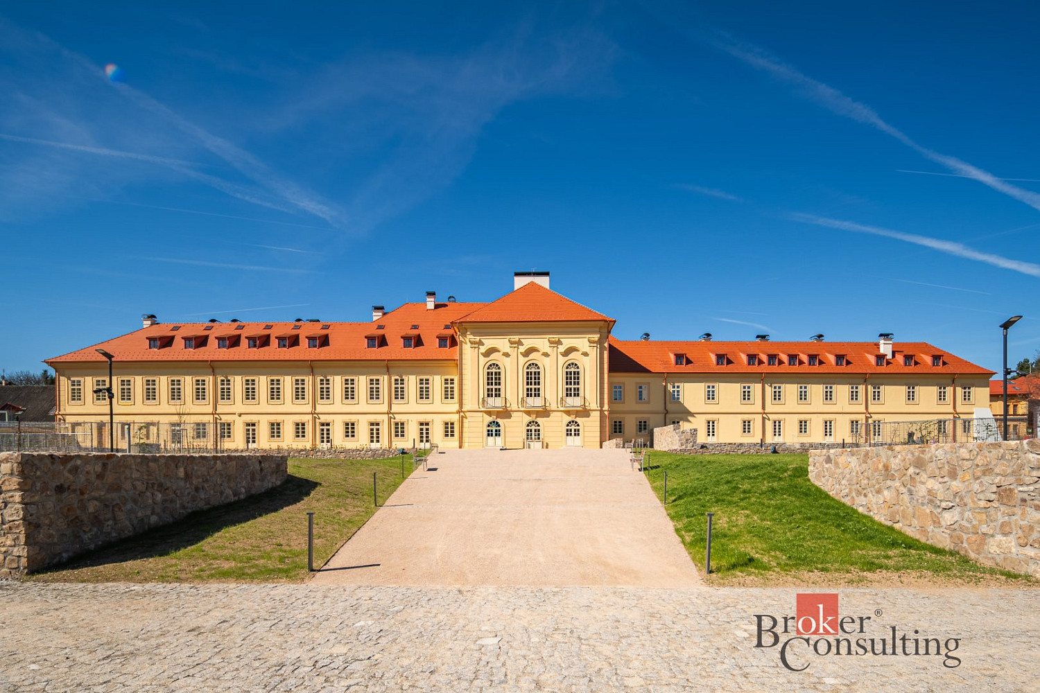 Prodej bytu 1+kk 62 m² — photo 2