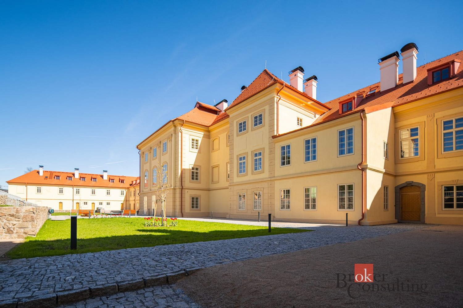 Prodej bytu 1+kk 62 m² — photo 3