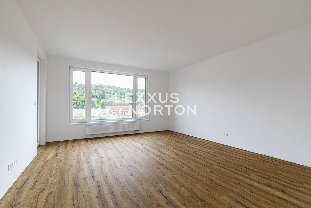 Prodej bytu 2+kk 54 m² — photo 3