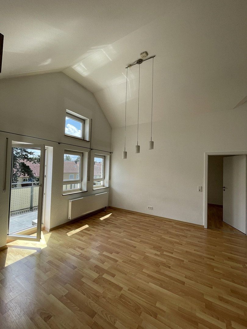 Helle gepflegte Maisonette-Wohnung — photo 2