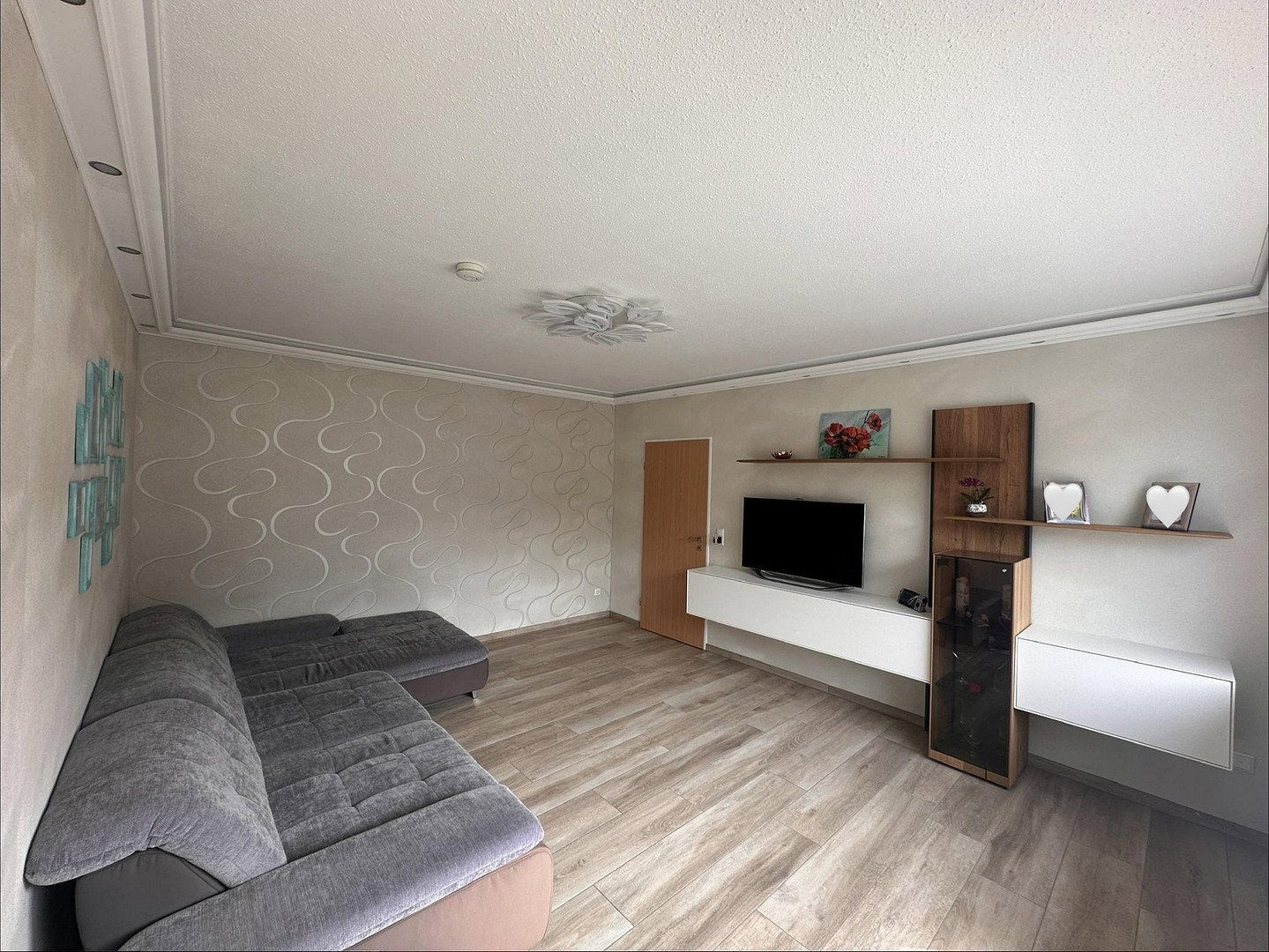 Modernisierte 4-Zimmer-Eigentumswohnung — photo 3