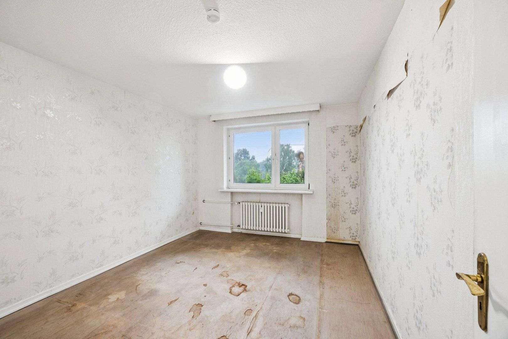 Renovierungsbedürftige Wohnung - direkt vom Eigentümer! — photo 5