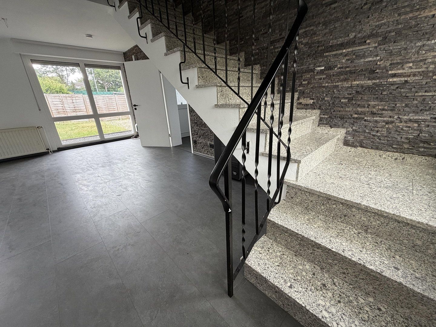 Geilenkirchen: Modernes Zuhause mit Garten – sofort beziehbar — photo 3