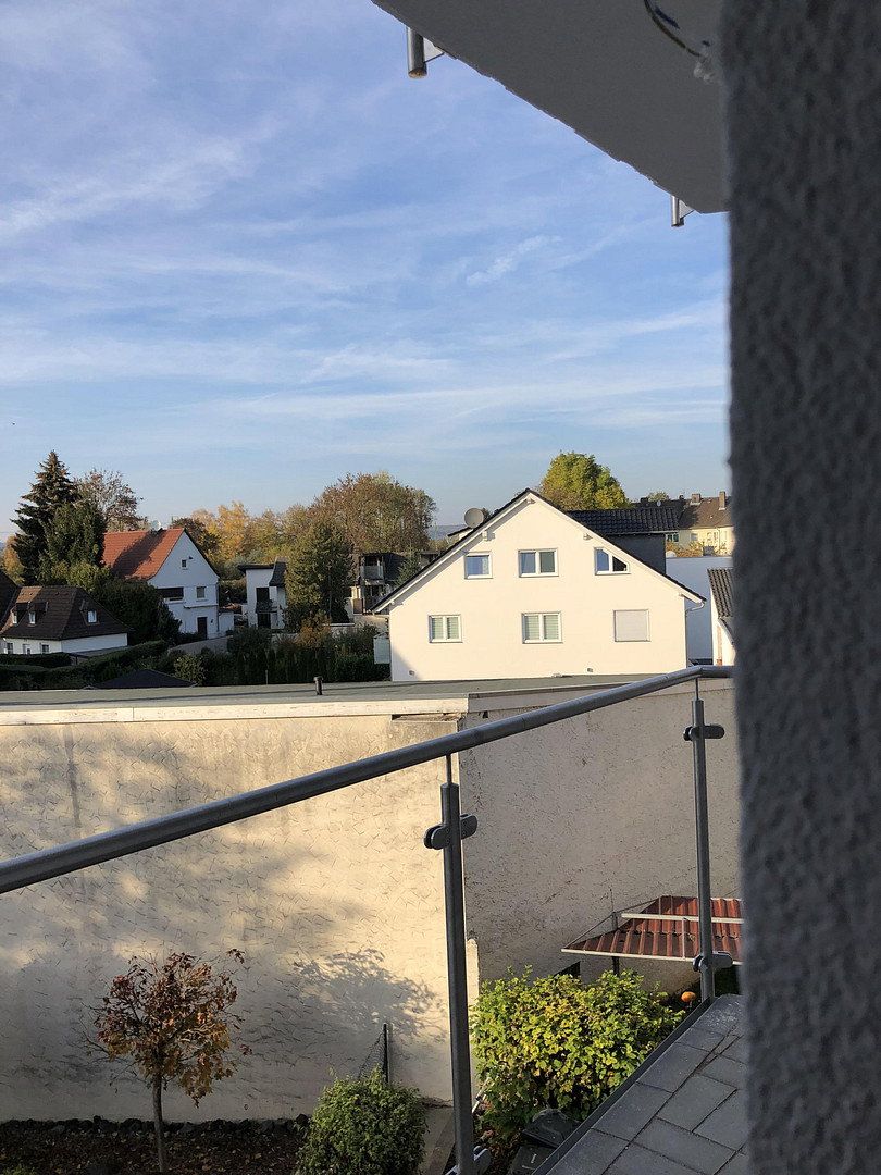 Sanierte Wohnung mitten in Gießen, trotzdem ruhig und sicher mit hohem Freizeitwert — photo 2