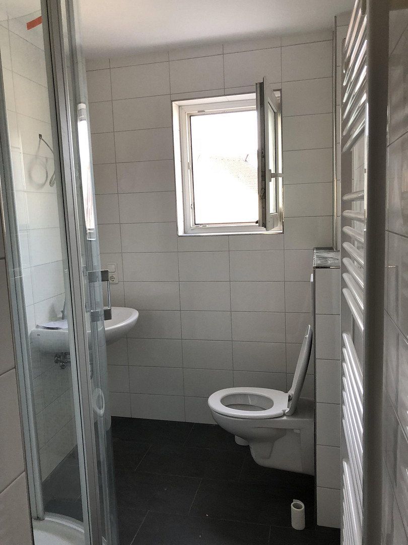 Sanierte Wohnung mitten in Gießen, trotzdem ruhig und sicher mit hohem Freizeitwert — photo 4