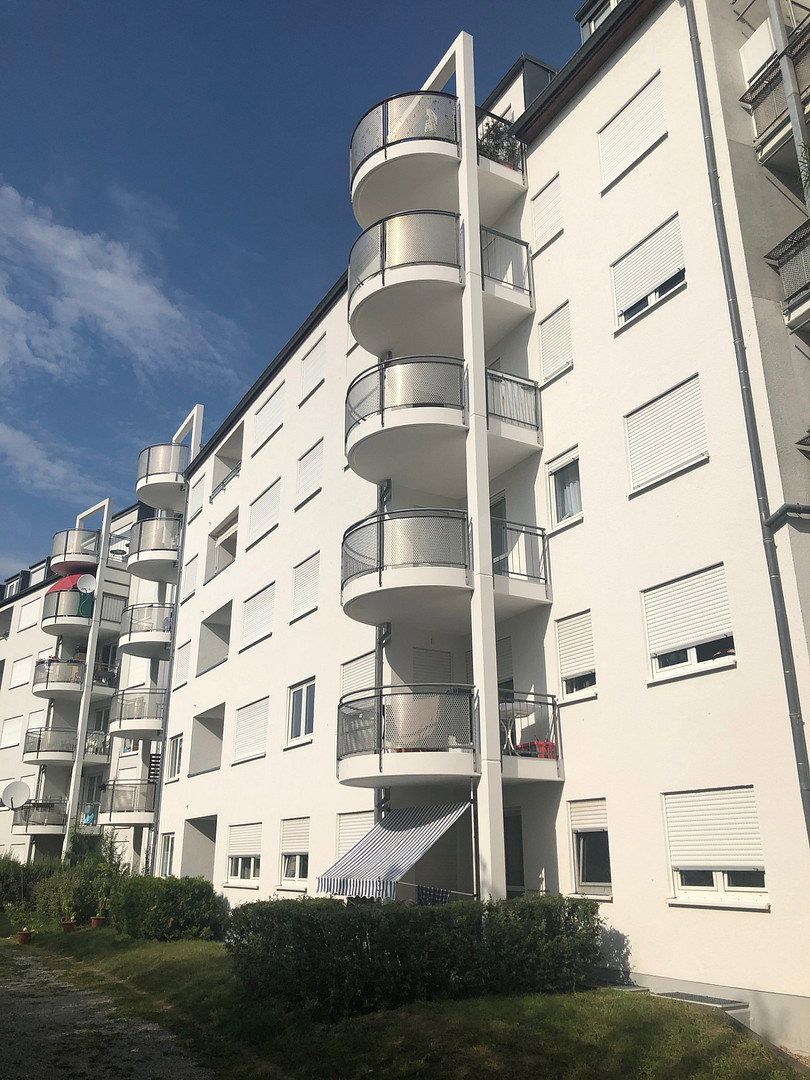 Tolle 3-Zimmer-Wohnung mit Aufzug+Balkon+Tiefgarage in Karlsruhe — photo 2