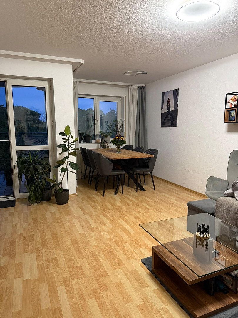 Tolle 3-Zimmer-Wohnung mit Aufzug+Balkon+Tiefgarage in Karlsruhe — photo 4