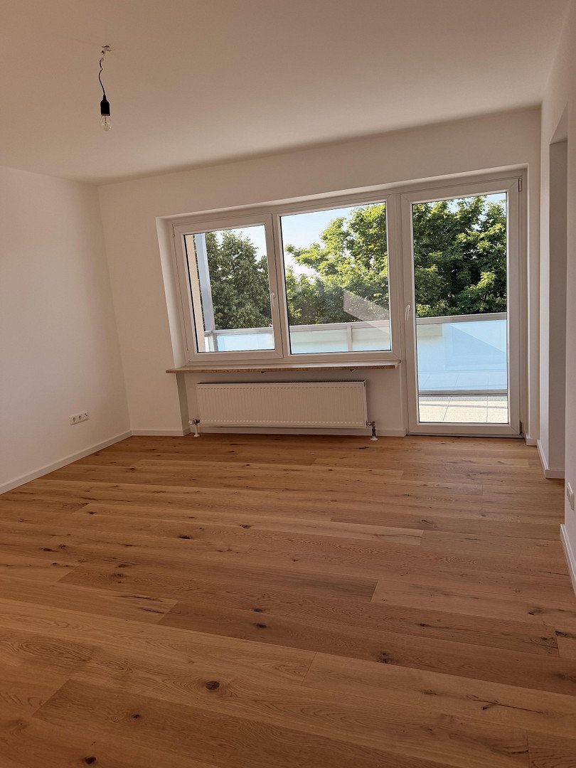 Helle 1-Zimmer-Wohnung inkl. EBK und Balkon - Erstbezug nach Sanierung