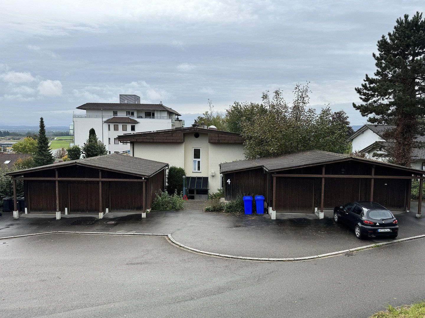 3,5-Zimmer-Wohnung mit Balkon & Garage – ideal für Grenzgänger (Nähe Rafz)