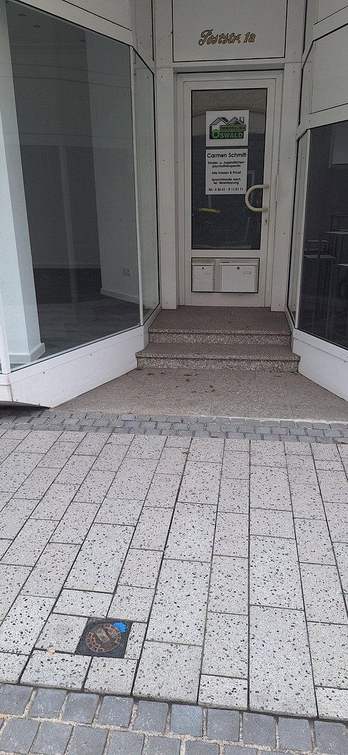 Ladenlokal Bad Neuenahr – Poststraße – Fußgängerzone — photo 2