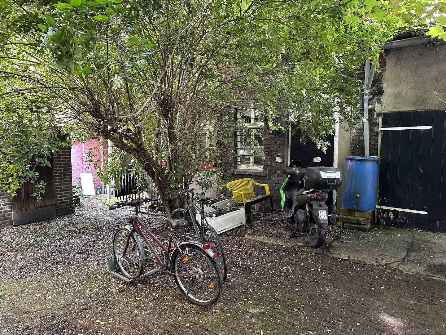 "Tradition trifft Innovation" - Vielseitig nutzbares Haus im idyllischen Backyard in Dortmun — photo 4