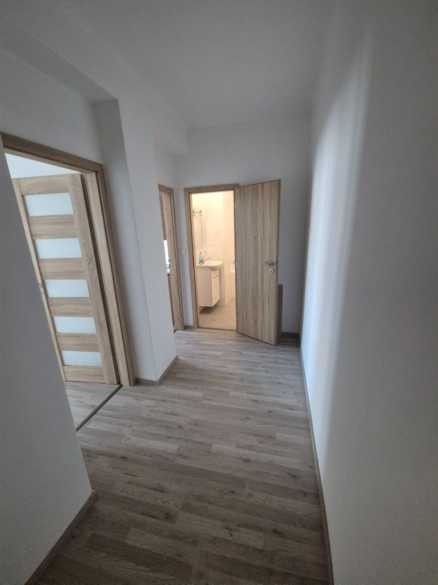 Pronájem bytu 2+kk 45 m² — photo 4