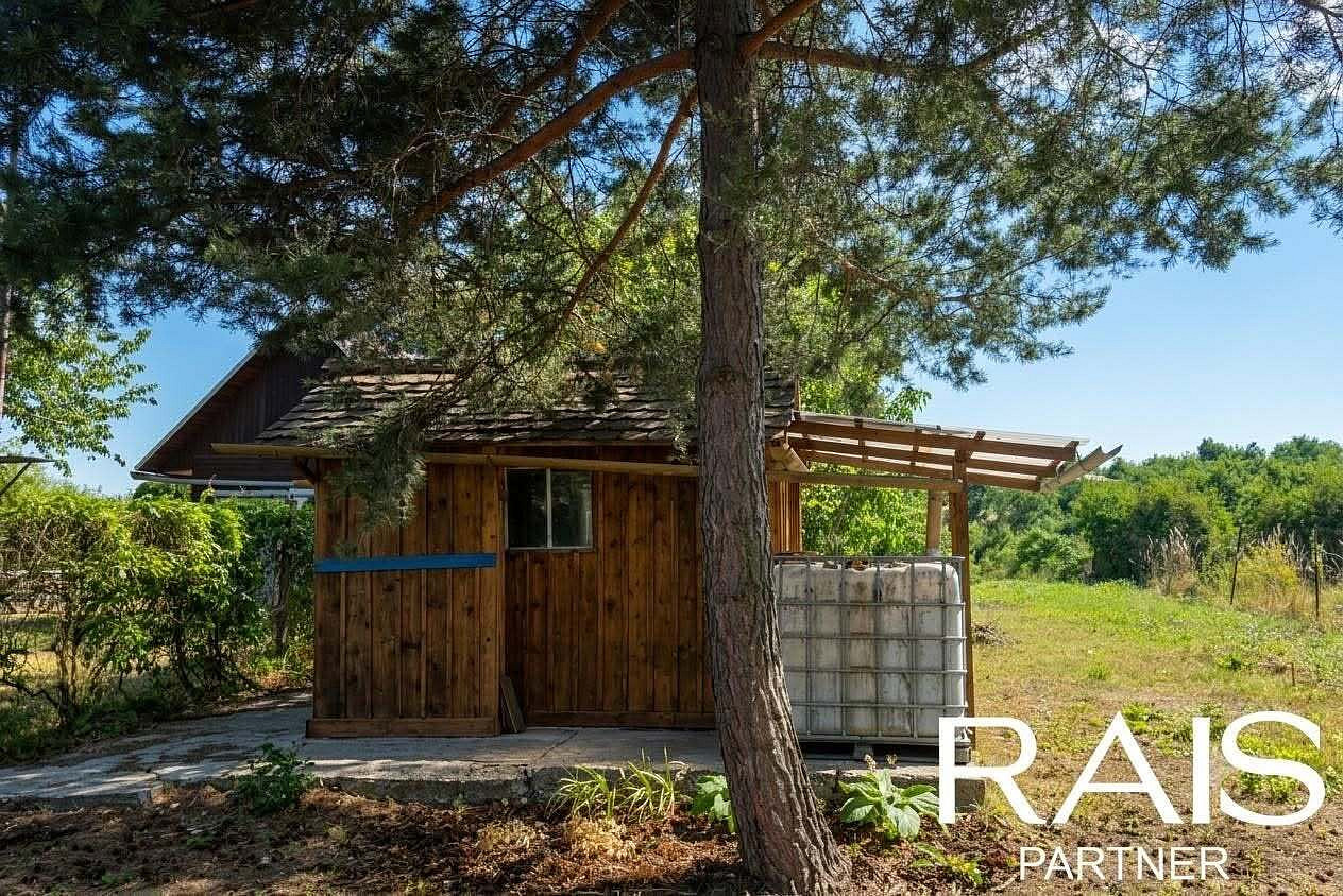 Prodej zahrady 1 540 m²