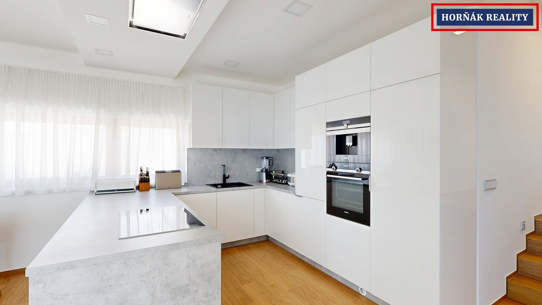 Prodej domu 288 m² s pozemkem 863 m² — photo 5