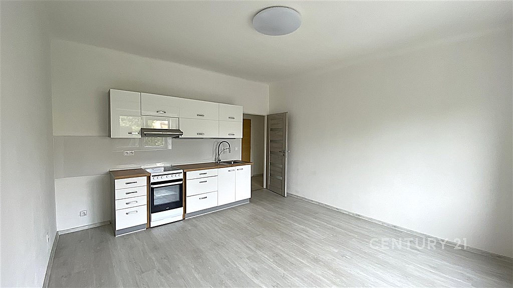 Pronájem bytu 3+kk 63 m²
