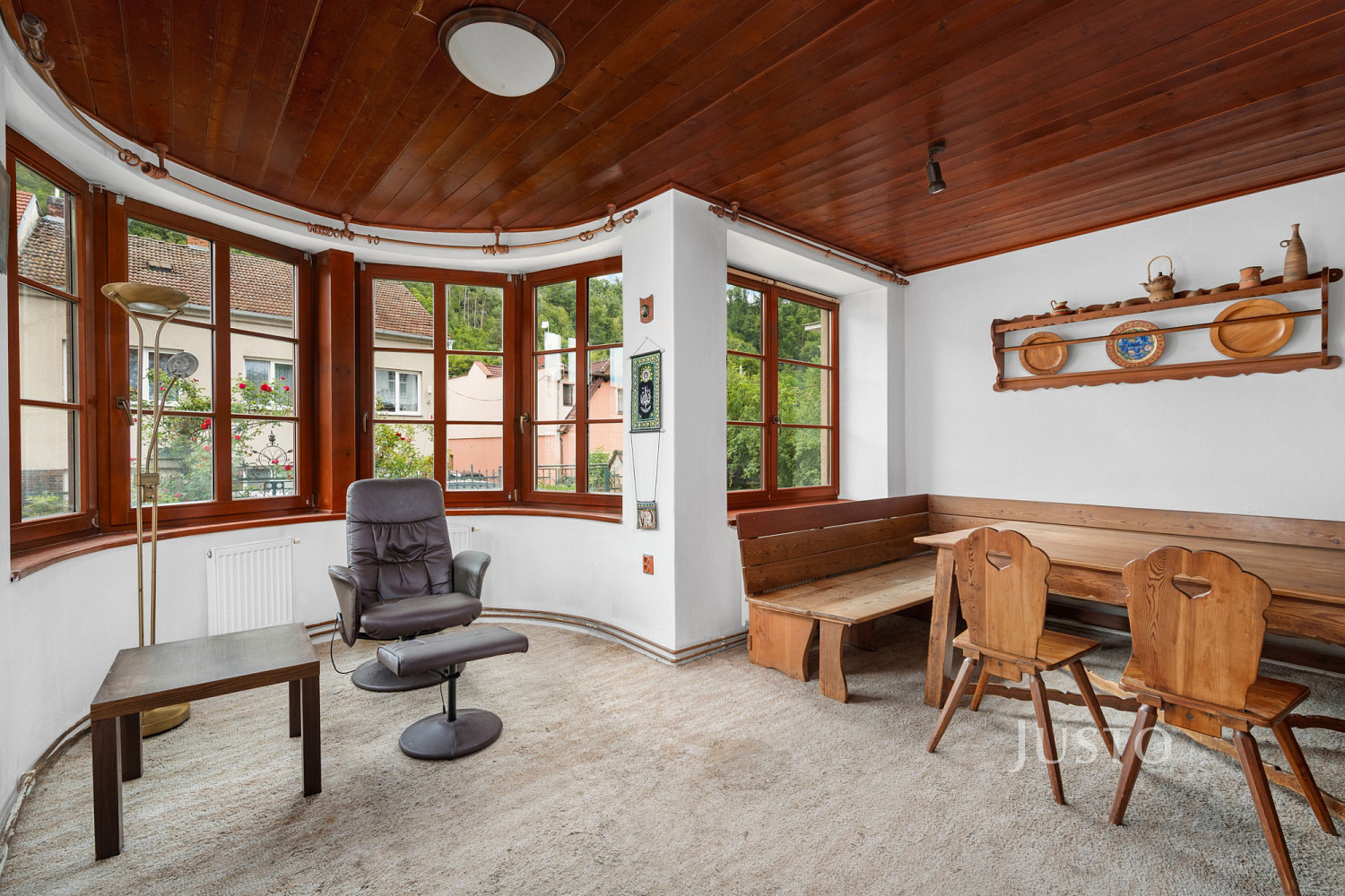 Prodej domu 153 m² s pozemkem 1 001 m² — photo 2