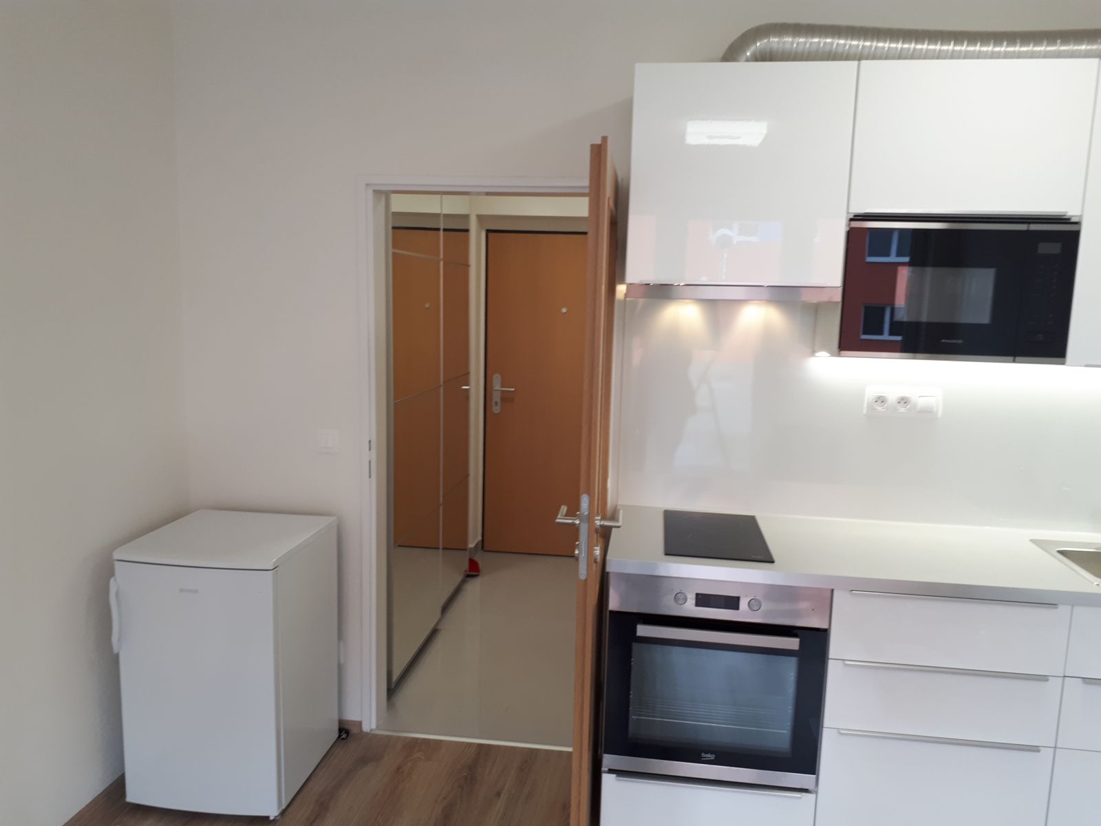 Pronájem bytu 1+kk 30 m²