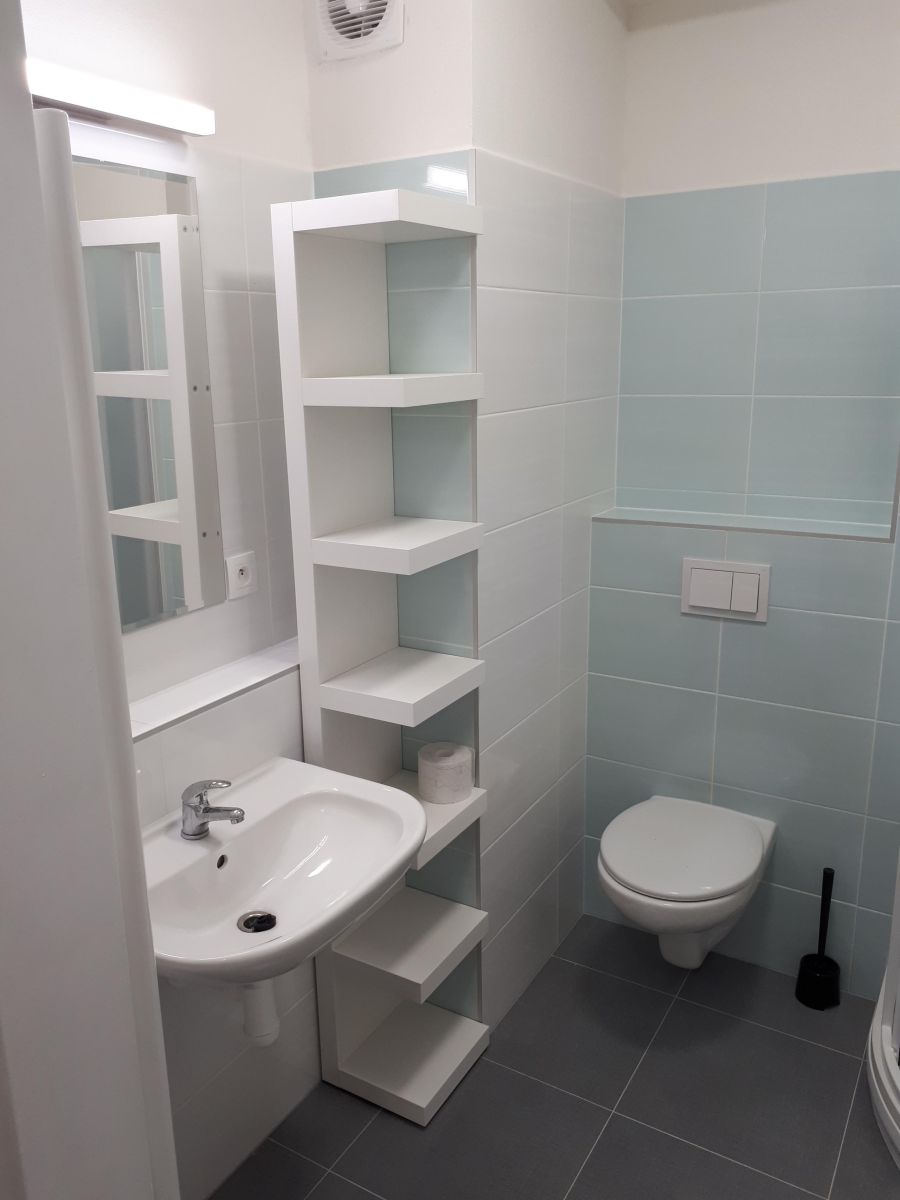Pronájem bytu 1+kk 30 m² — photo 2