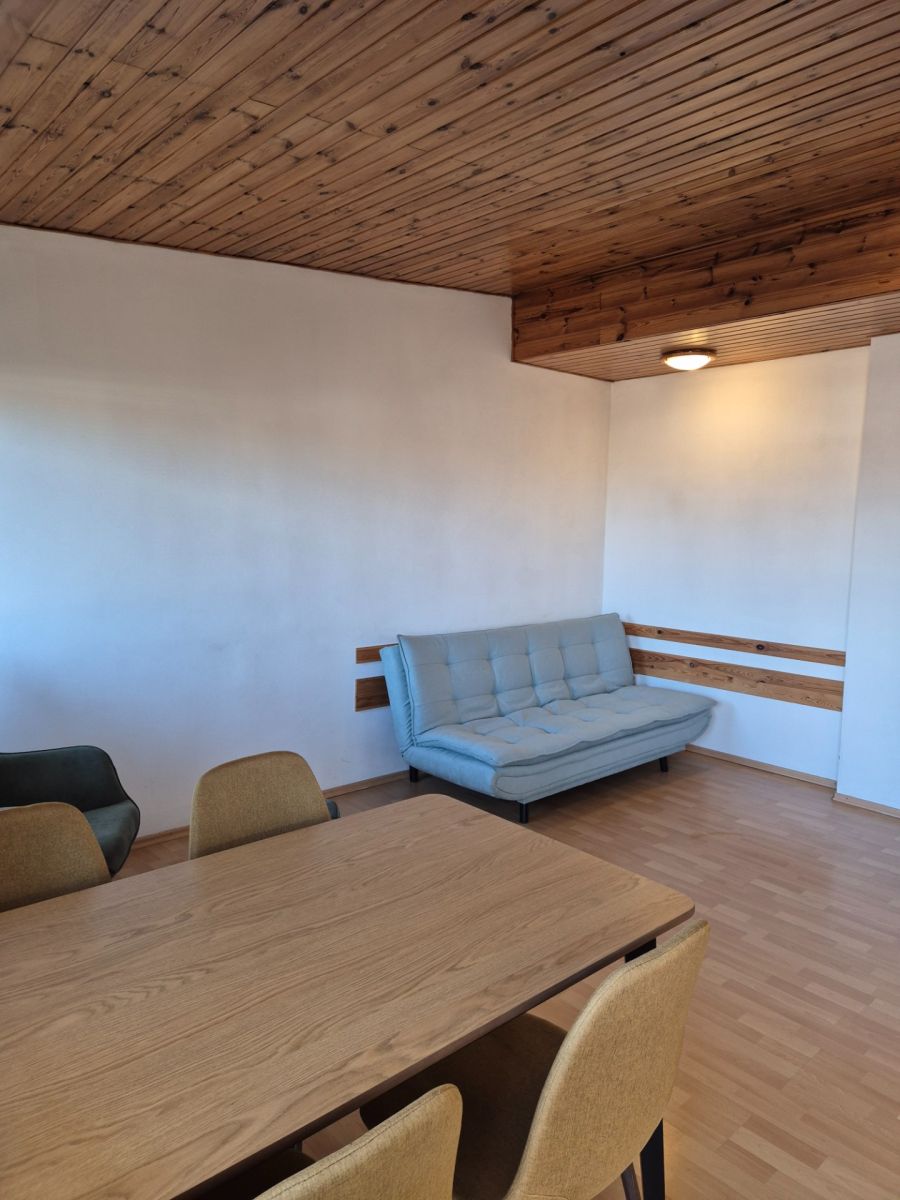 Pronájem bytu 3+kk 82 m² — photo 3