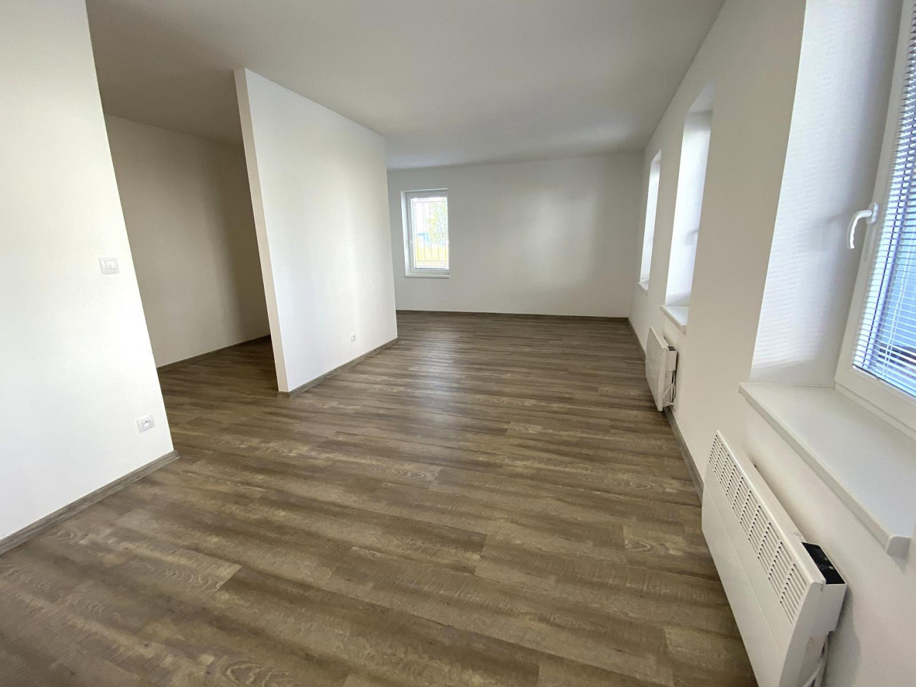 Pronájem bytu 1+kk 37 m² — photo 2
