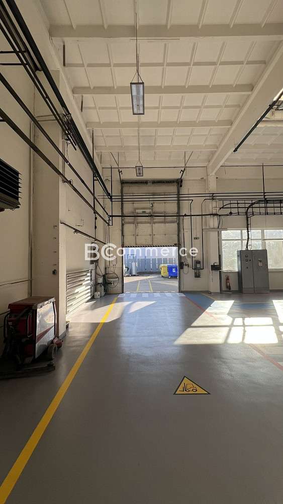 Pronájem skladovacích prostor 1 000 m² — photo 3