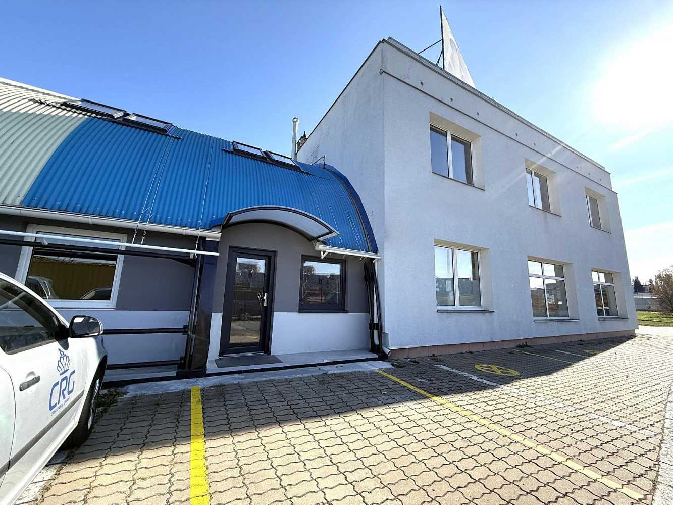 Pronájem kanceláře 182 m²