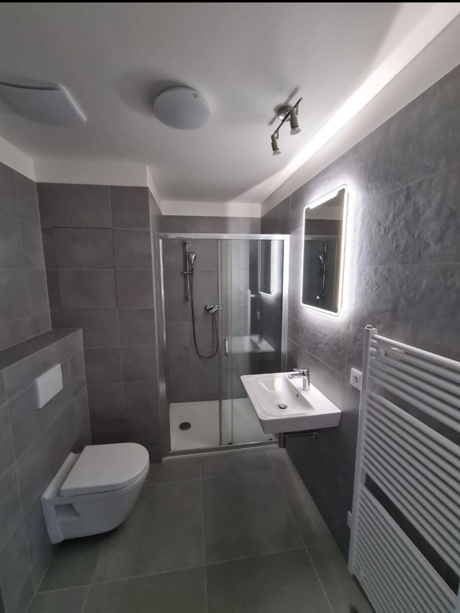 Pronájem bytu 1+kk 32 m²