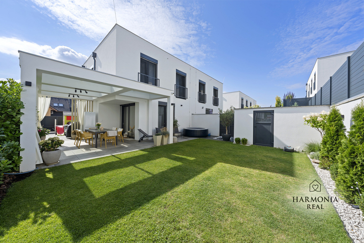 Prodej domu 115 m² s pozemkem 288 m²